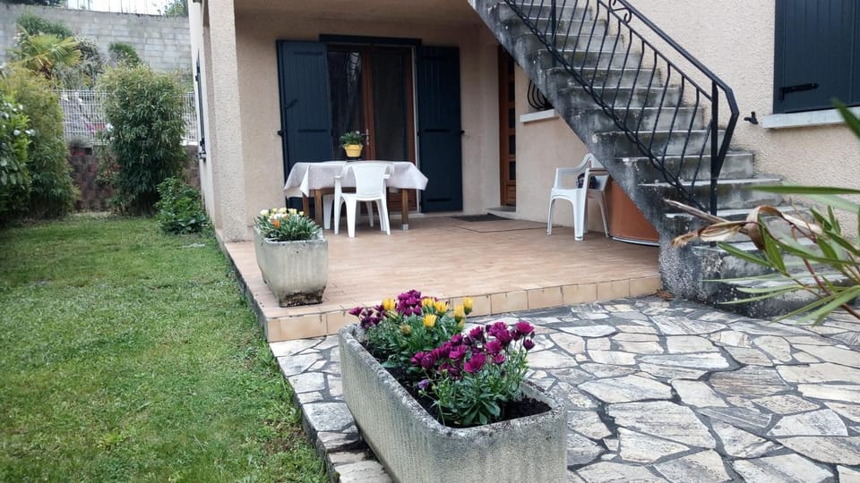 Garden, Balcony/Terrace