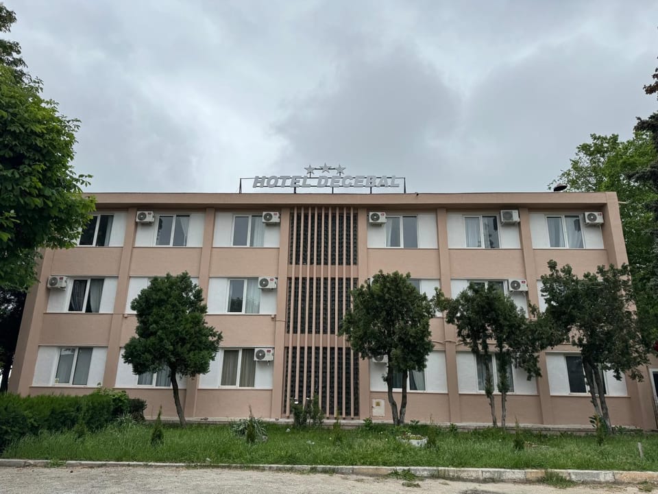 Property building, Day