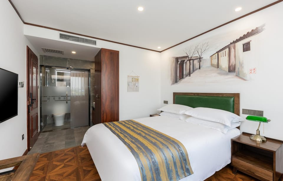 Photo of the whole room, Bedroom, bunk bed