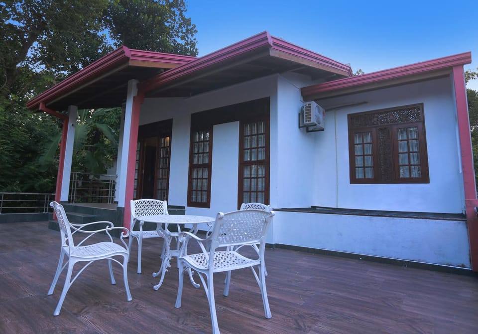 Property building, Balcony/Terrace