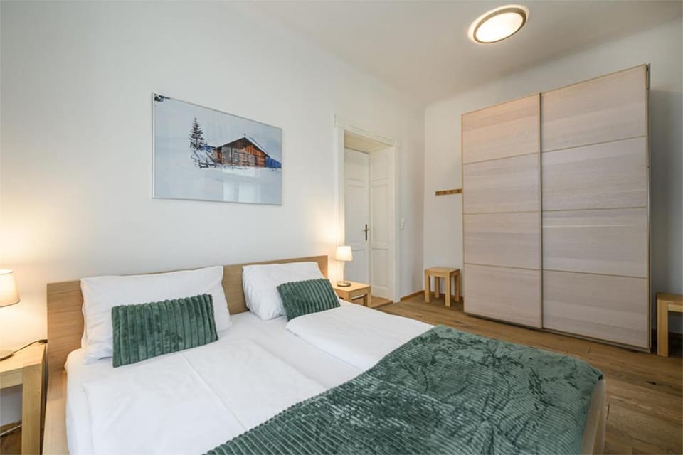 Bed, Bedroom, wardrobe