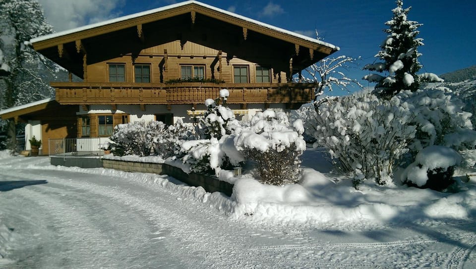 Property building, Winter