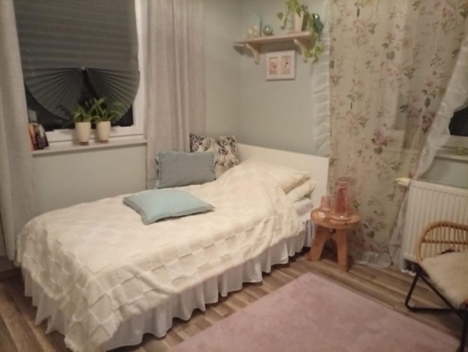 gemütliches Einzelzimmer von Privat, frisch renoviert Vacation rental in Bielefeld