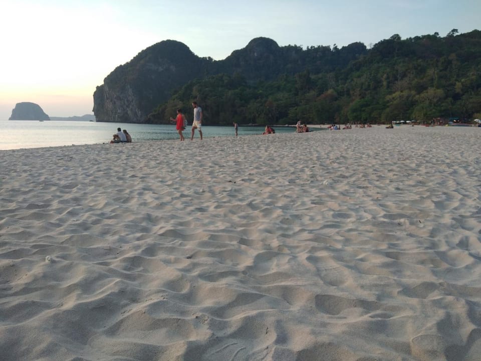 Mook Paradise Bungalow Bed and Breakfast in Thailand