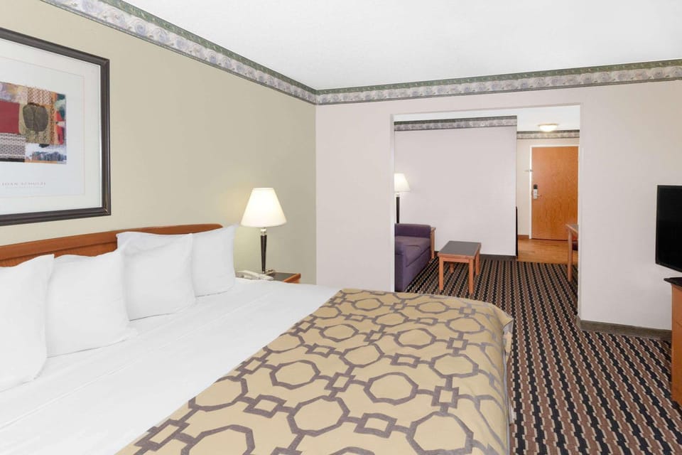 Photo of the whole room, On site