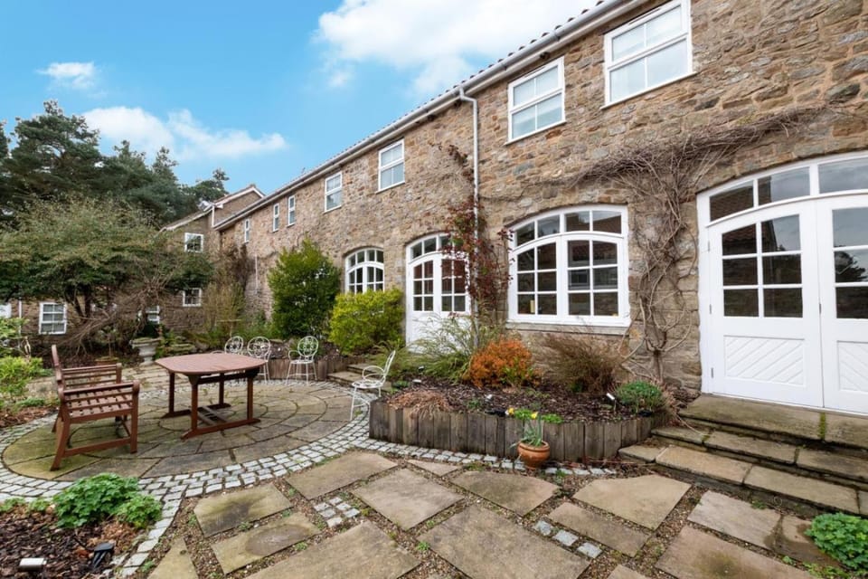 Property building, Patio