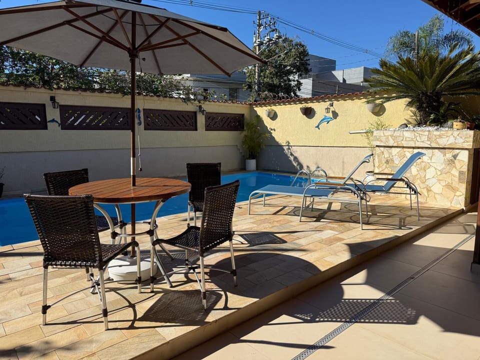 casa 300 mts da praia House in São Sebastião
