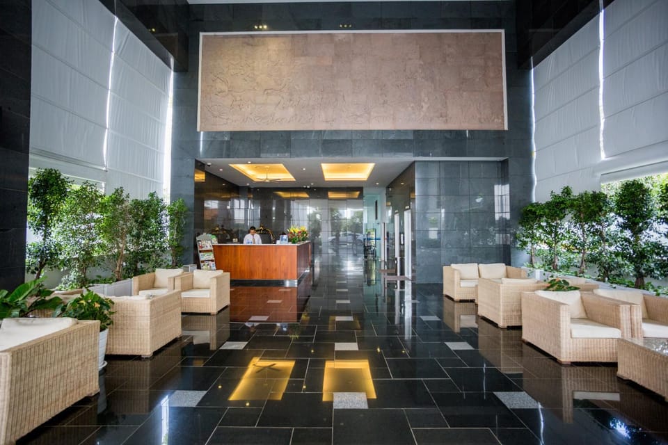 Lobby or reception, Internal: Not applicable to any particular room