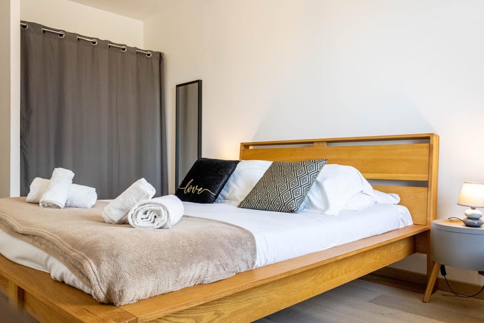 LE TRESUM - Garage, Balcon & Vue lac! Apartment in Annecy