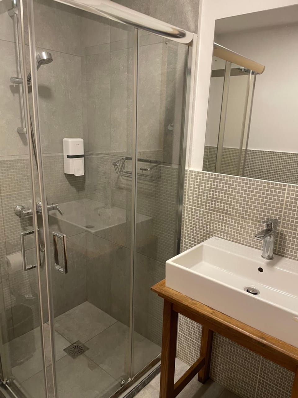 Shower, Bathroom