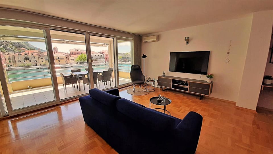Balcony/Terrace, Living room, Seating area
