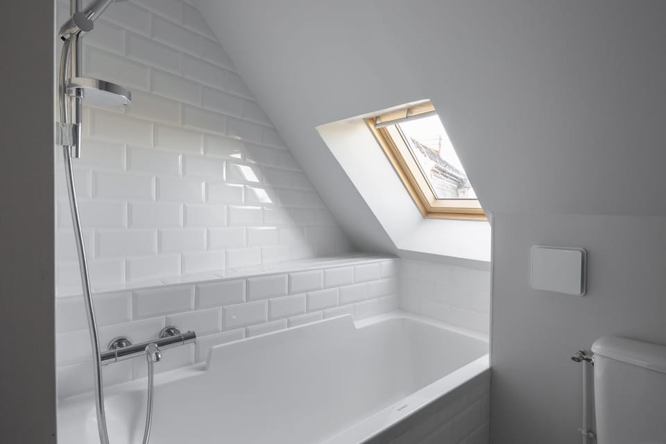 Bathroom, Bath