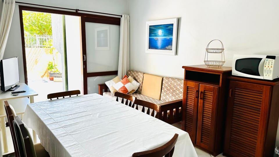 TV and multimedia, Dining area
