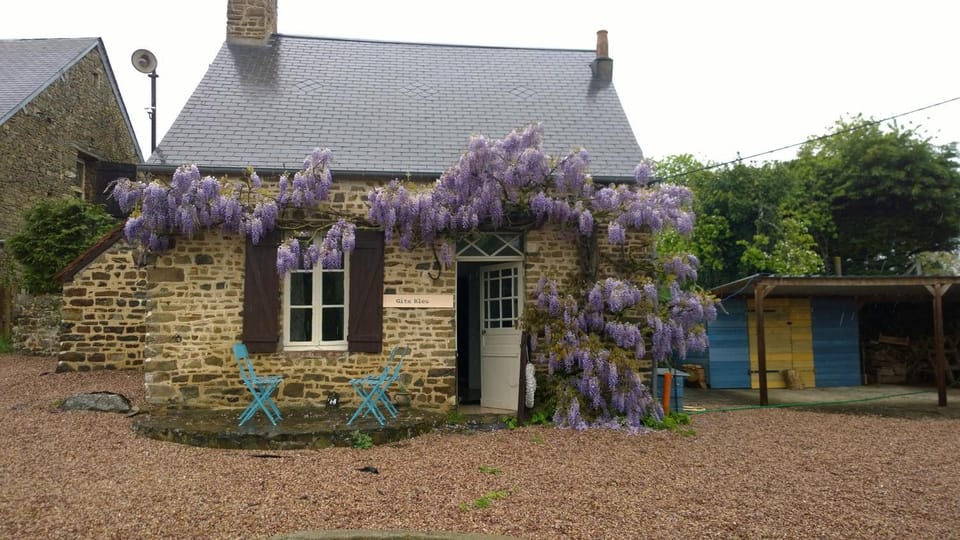 Gite Bleu House in Normandy
