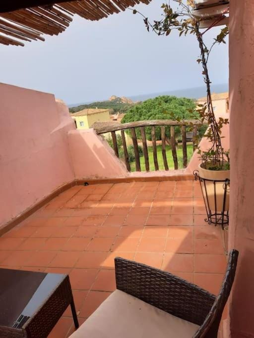 un angolo di Paradiso a pochi passi dal mare nel villaggio Calarossa House in Sardinia