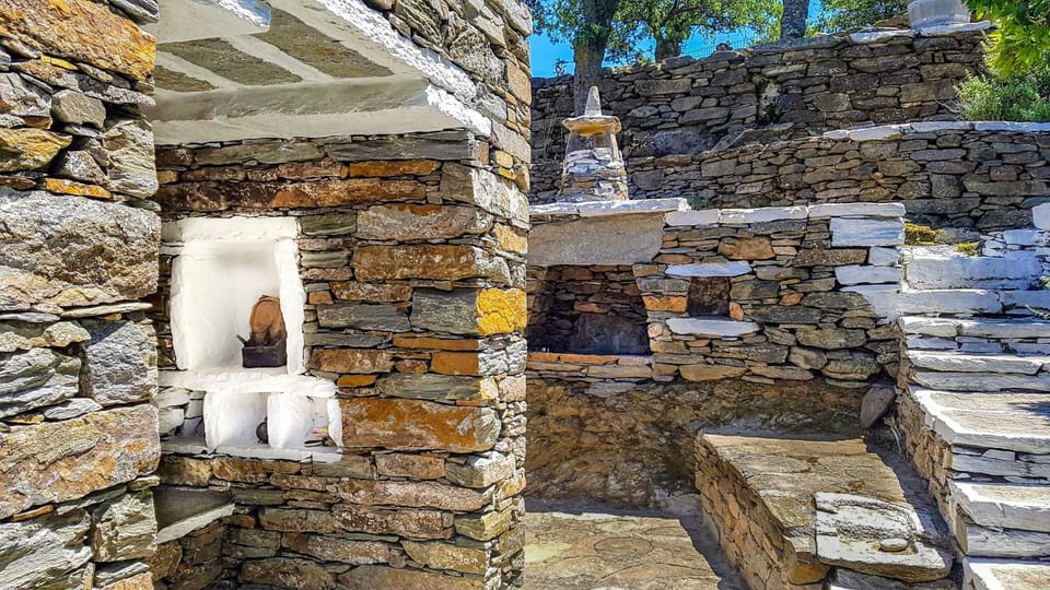 BBQ facilities, Inner courtyard view