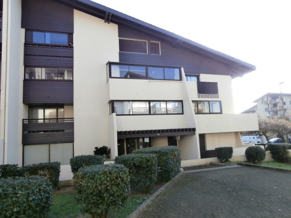 Appartement Rénové avec Balcon, Proche Plage et Marché – 4 Pers, Calme & Confort à Seignosse - FR-1-239-460 Apartment in Seignosse