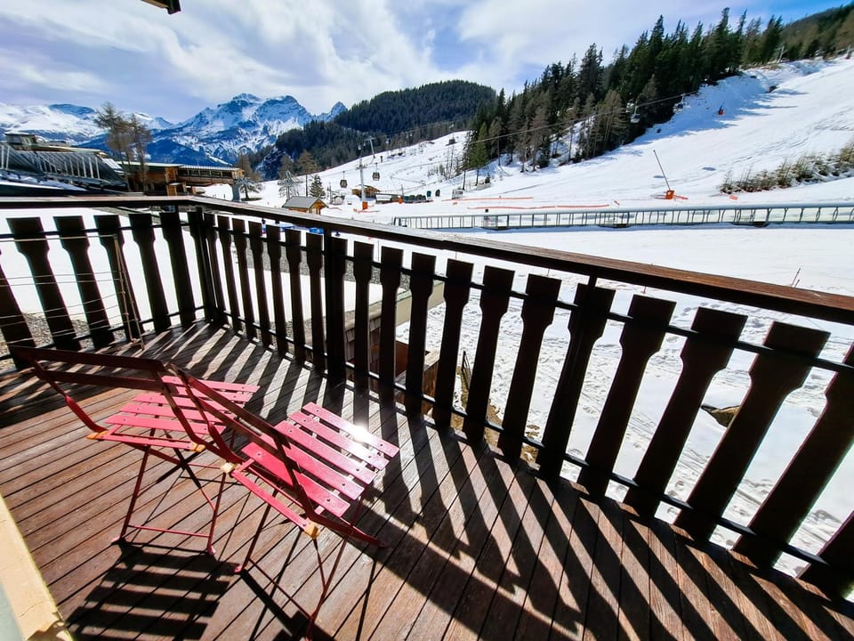 Natural landscape, Winter, View (from property/room), Balcony/Terrace, Mountain view