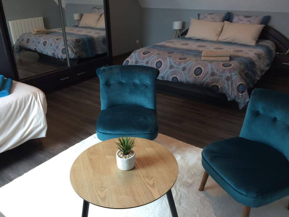 Chambre familiale proche Mont St Michel Bed and Breakfast in Normandy