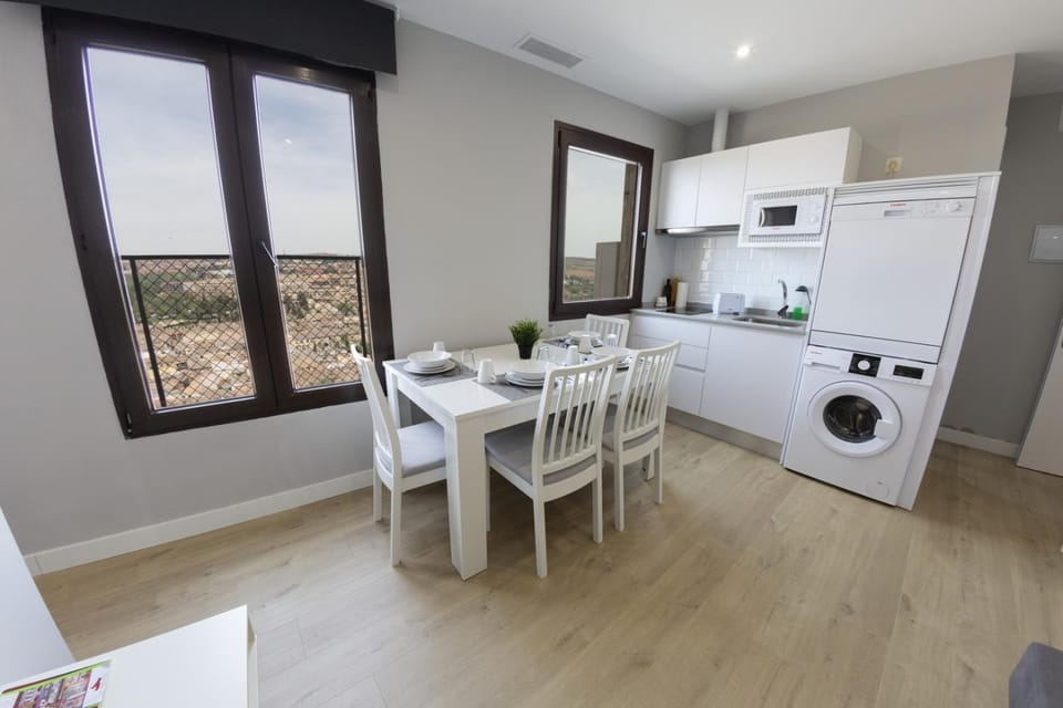 Kitchen or kitchenette, dishwasher, washing machine