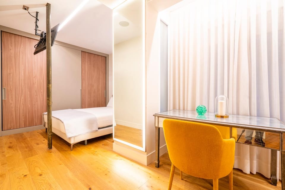 V73 Elegance & Comfort - Luxury in Barrio Salamanca Apartment in Madrid