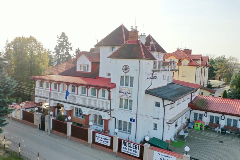 Piaseczno Willa Staropolska Bed and Breakfast in Masovian Voivodeship