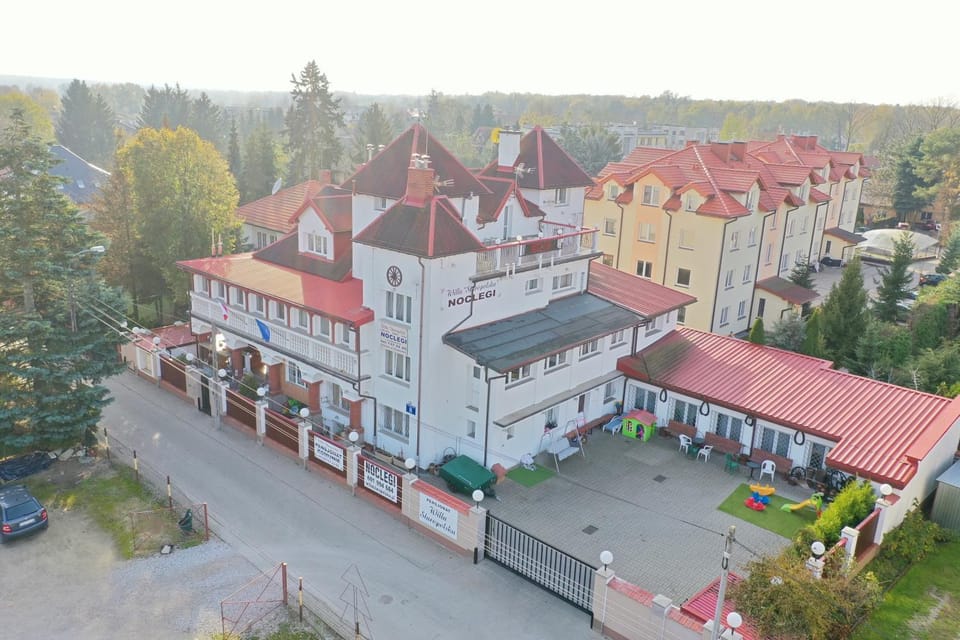 Piaseczno Willa Staropolska Bed and Breakfast in Masovian Voivodeship