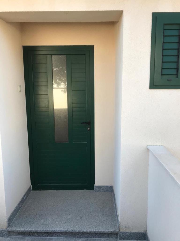 apartman Mijic Apartment in Okrug Gornji