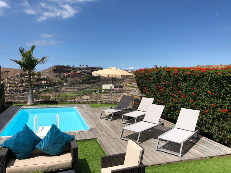 Patio, Garden, Pool view, Swimming pool, Swimming pool