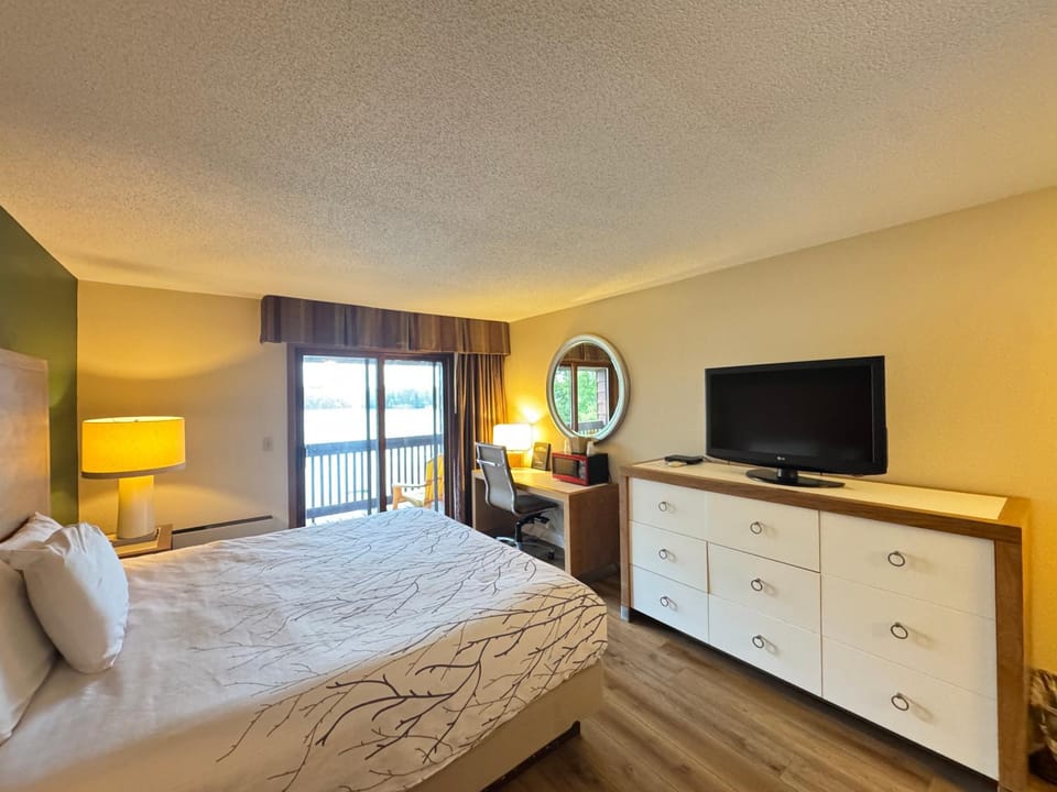 St. Croix Inn Hotel in Solon Springs