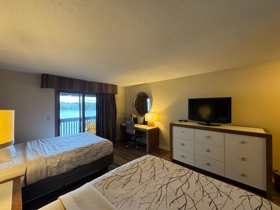St. Croix Inn Hotel in Solon Springs