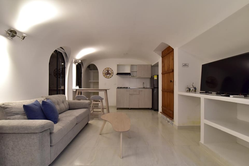 Communal lounge/ TV room, TV and multimedia, Kitchen or kitchenette, Seating area