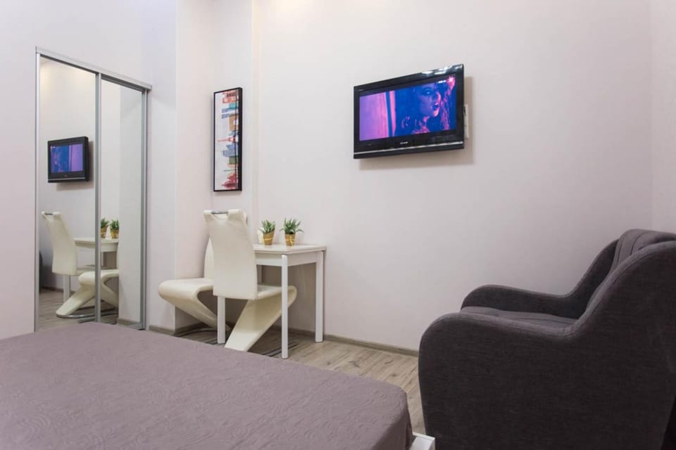 TV and multimedia, Seating area