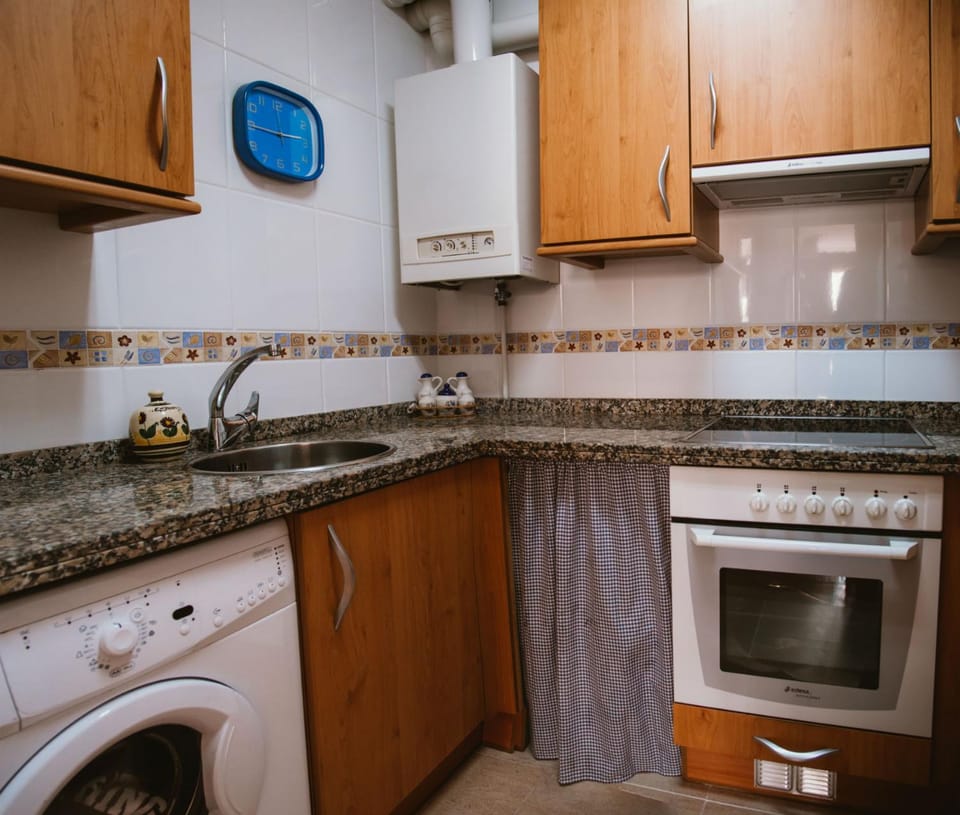 Kitchen or kitchenette, On site