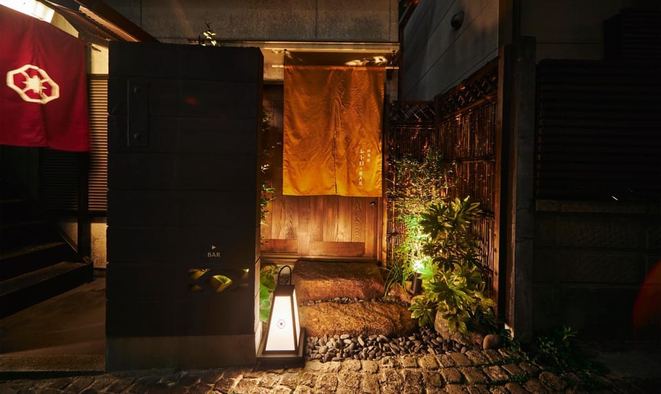 Restaurant/places to eat, Night, Lounge or bar, Internal: Not applicable to any particular room