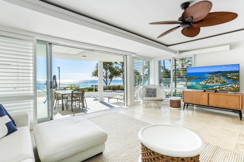 Living room, Sea view