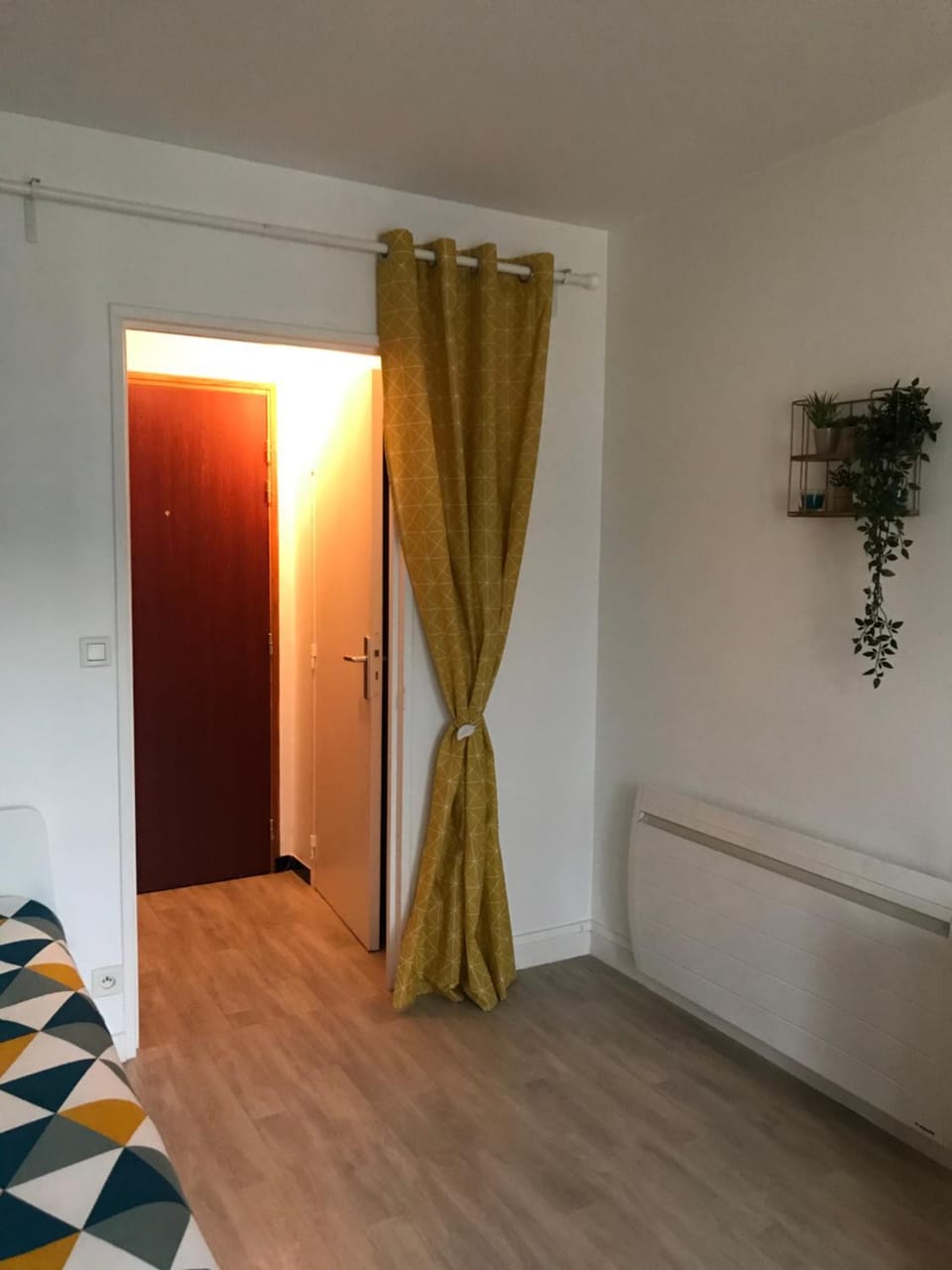 Le Villeneuve Apartment in Bourgogne-Franche-Comté