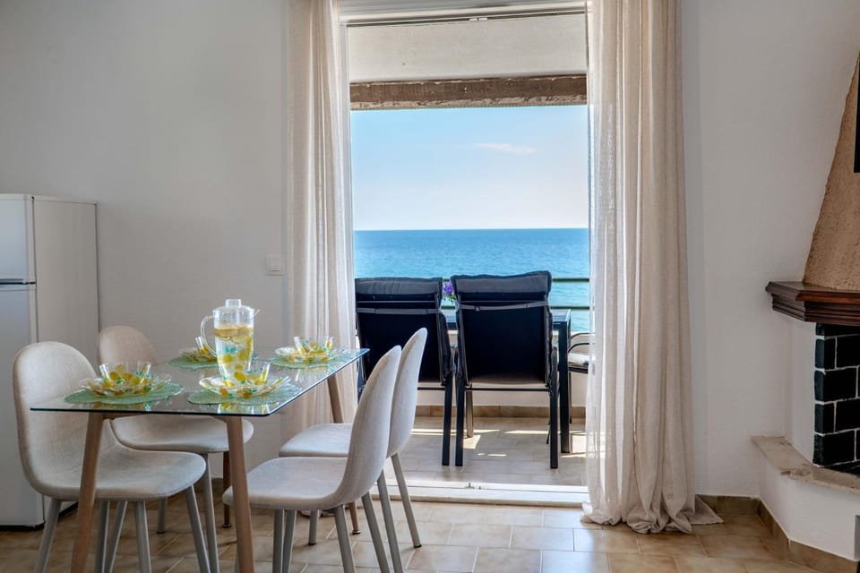 Balcony/Terrace, Dining area