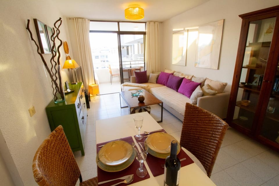 Living room, Seating area, Dining area, On site