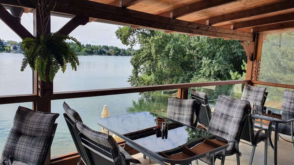 Seating area, Lake view