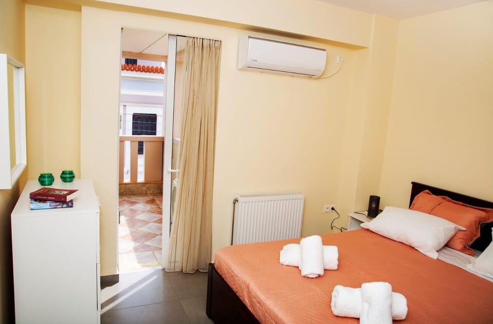 Catherine's Comfort Apartment No2 Apartment in East Attica Regional Unit, Greece