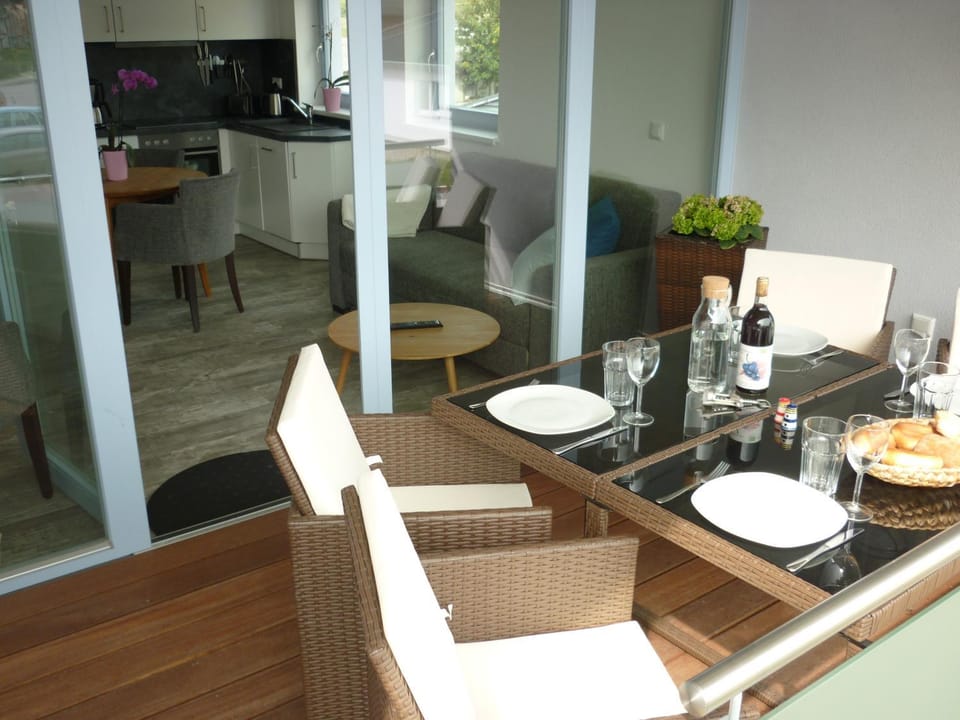 Balcony/Terrace, Dining area