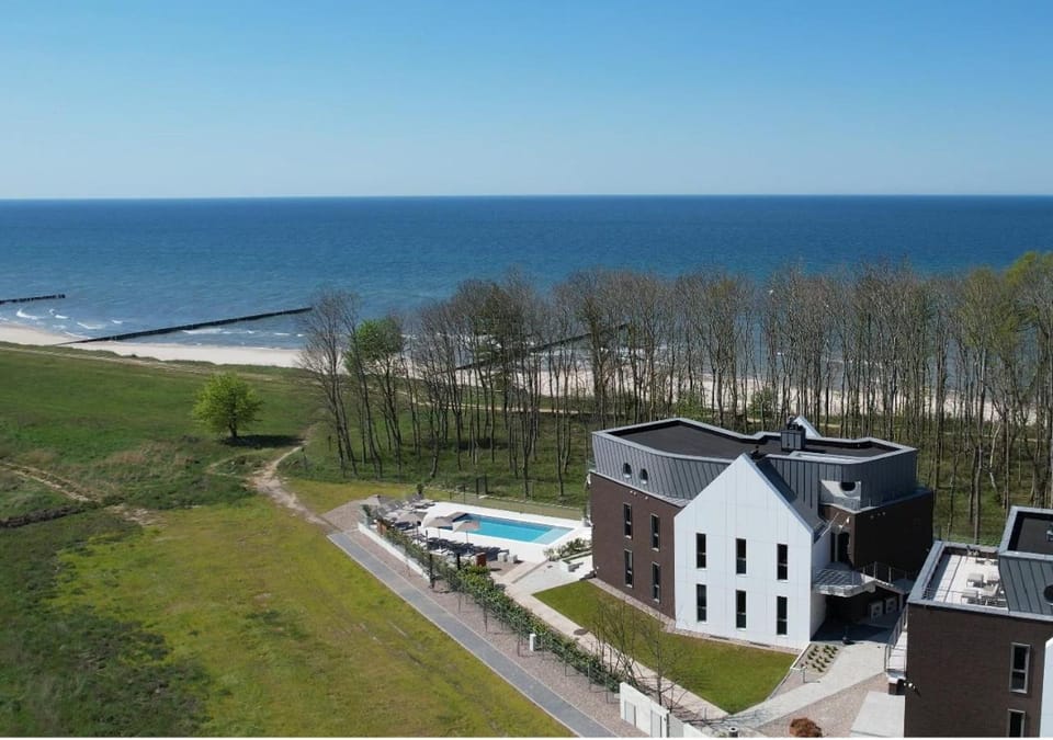 Property building, Bird's eye view, Sea view, Swimming pool