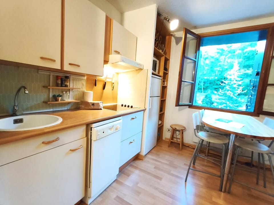 Estudio con piscina en Enveitg Apartment in Cerdanya