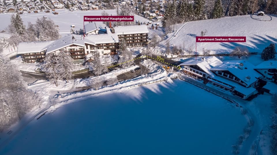 Off site, Bird's eye view