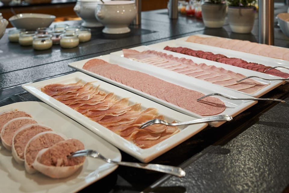 Breakfast, Buffet breakfast