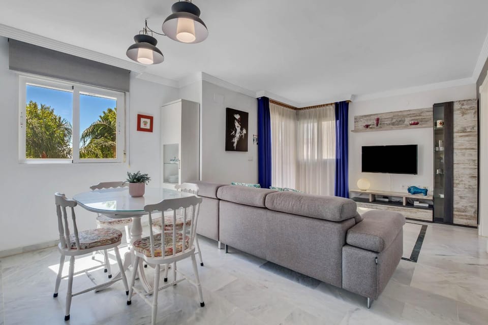 Edificio Granada by IVI Real Estate Apartment in Torremolinos