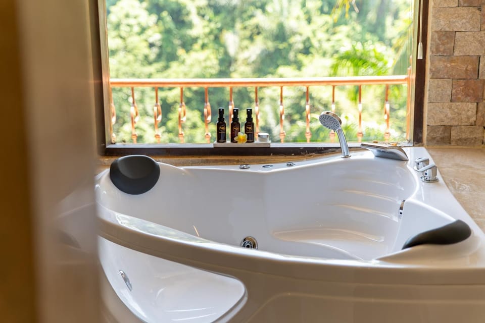 Bathroom, Bath