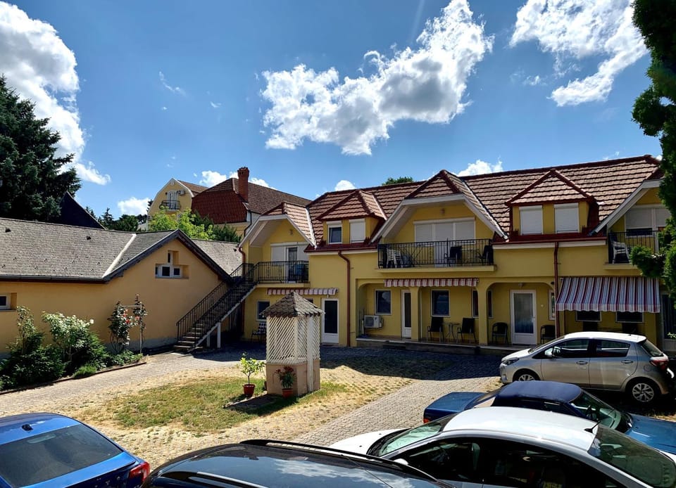 Inner courtyard view, Parking