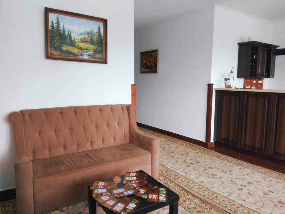 Lounge or bar, Seating area